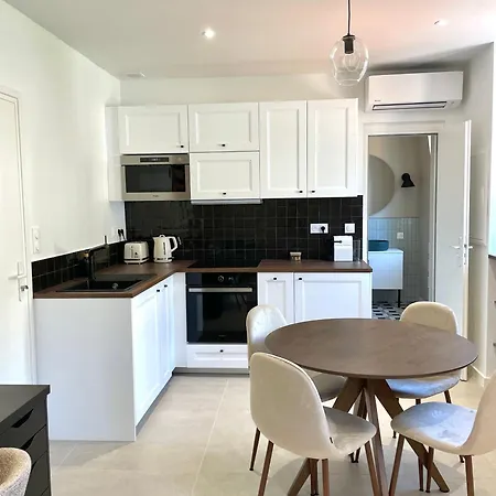 De Charme Proche Gare Apartment