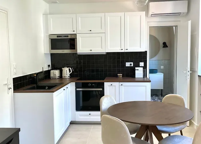De Charme Proche Gare Apartment
