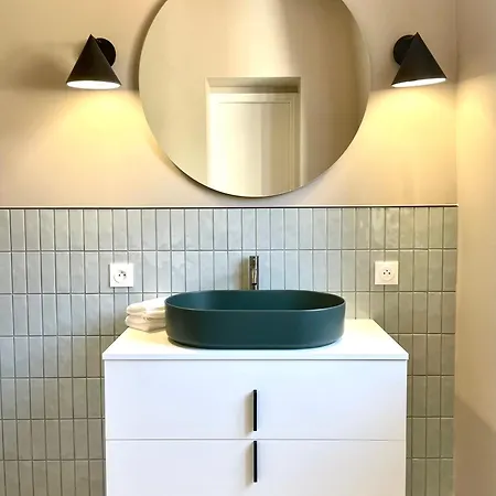 De Charme Proche Gare מנטון